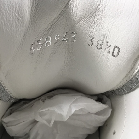 Alexander McQueen NWT Silver Oversized Trainers - Picture 6 of 9